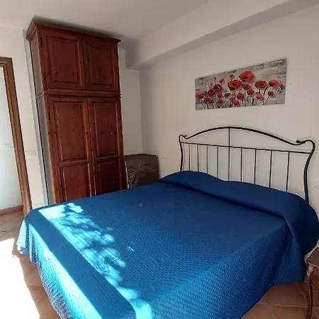 Garden House Apartment
