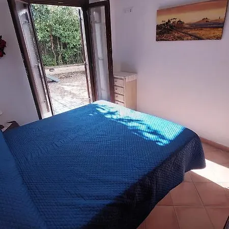 Garden House Lägenhet Alfedena