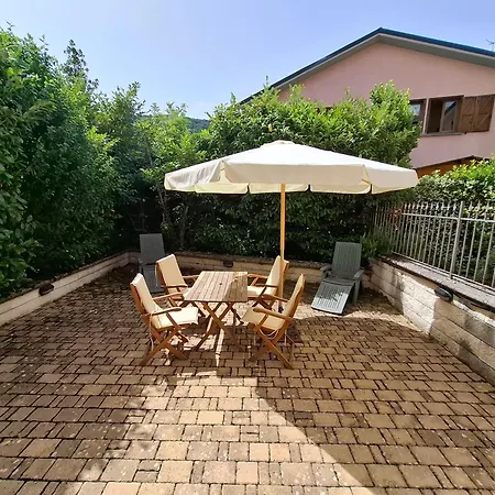 Garden House Apartament Alfedena